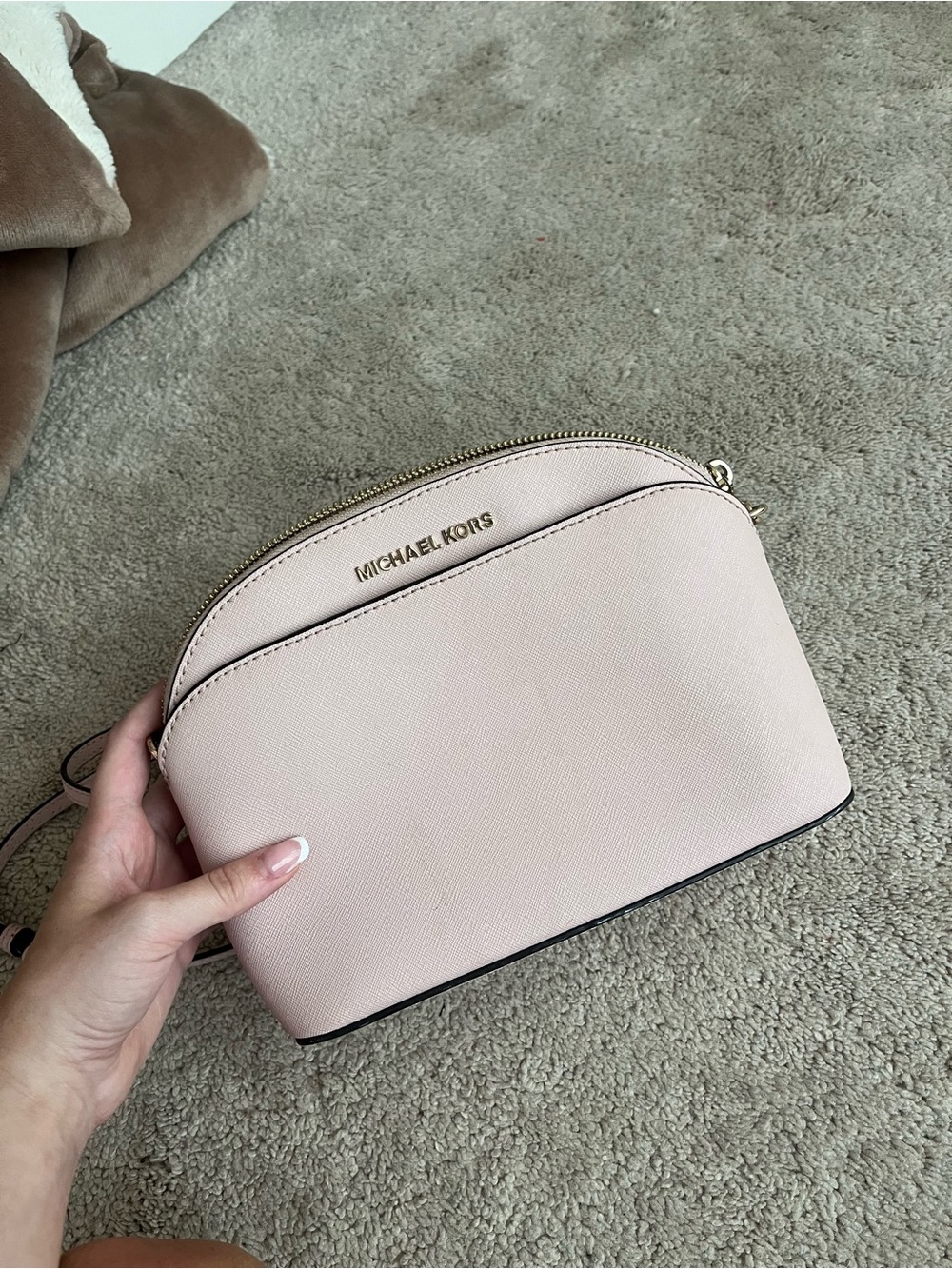 MICHAEL KORS Blush Dome Crossbody with Gold Hardware